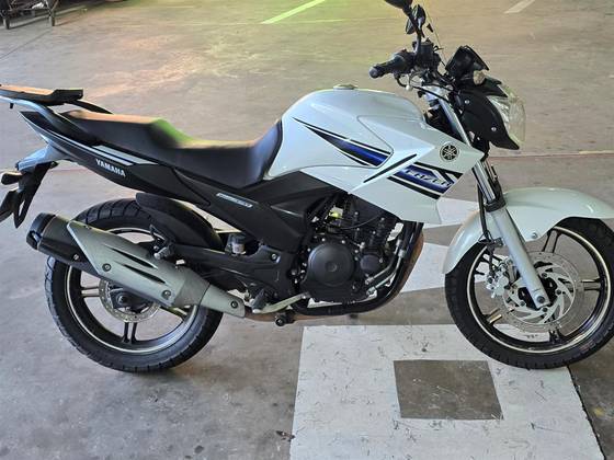 YAMAHA YS 250 FAZER BLUEFLEX YAMAHA YS 250 FAZER BLUEFLEX